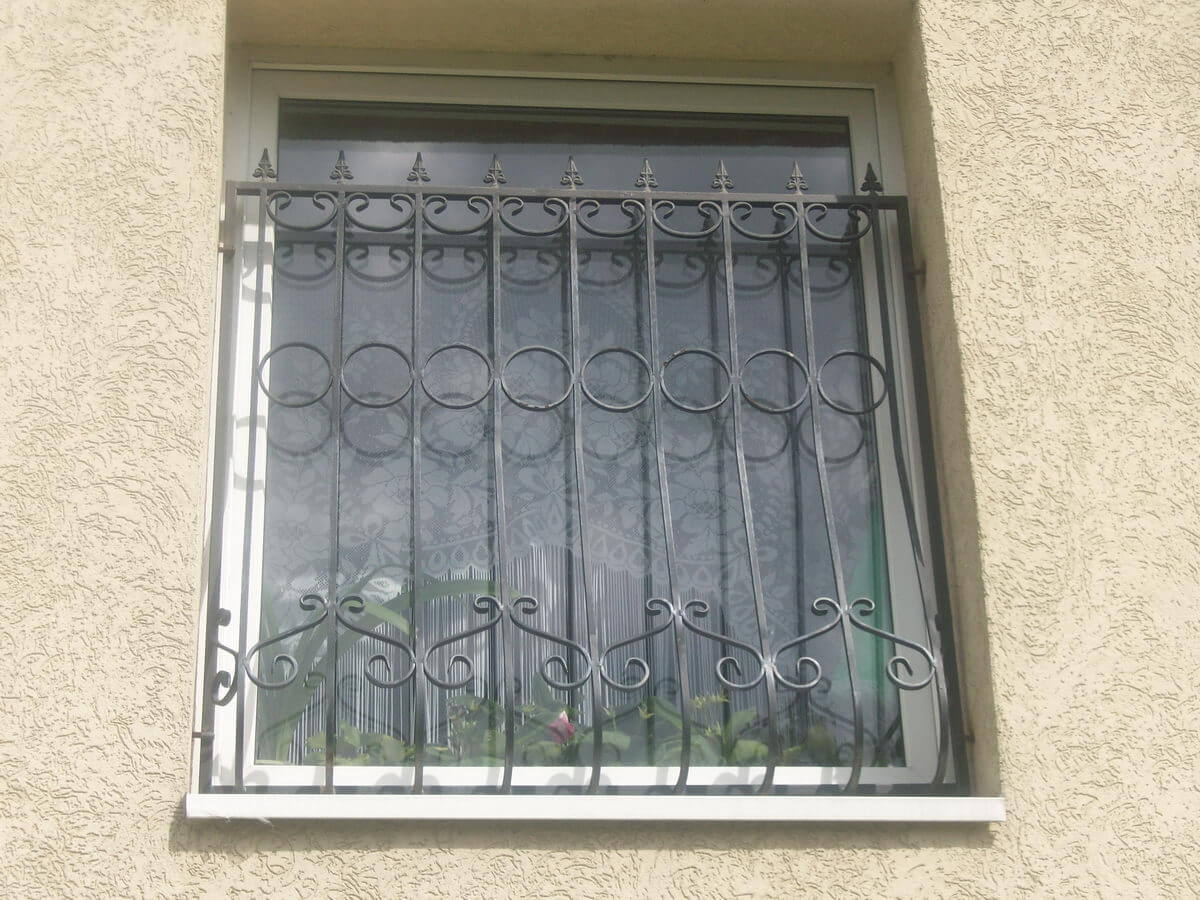Решетки на окна, ул. Менделеева 37А 9